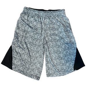 Men's Athletic Shorts size L